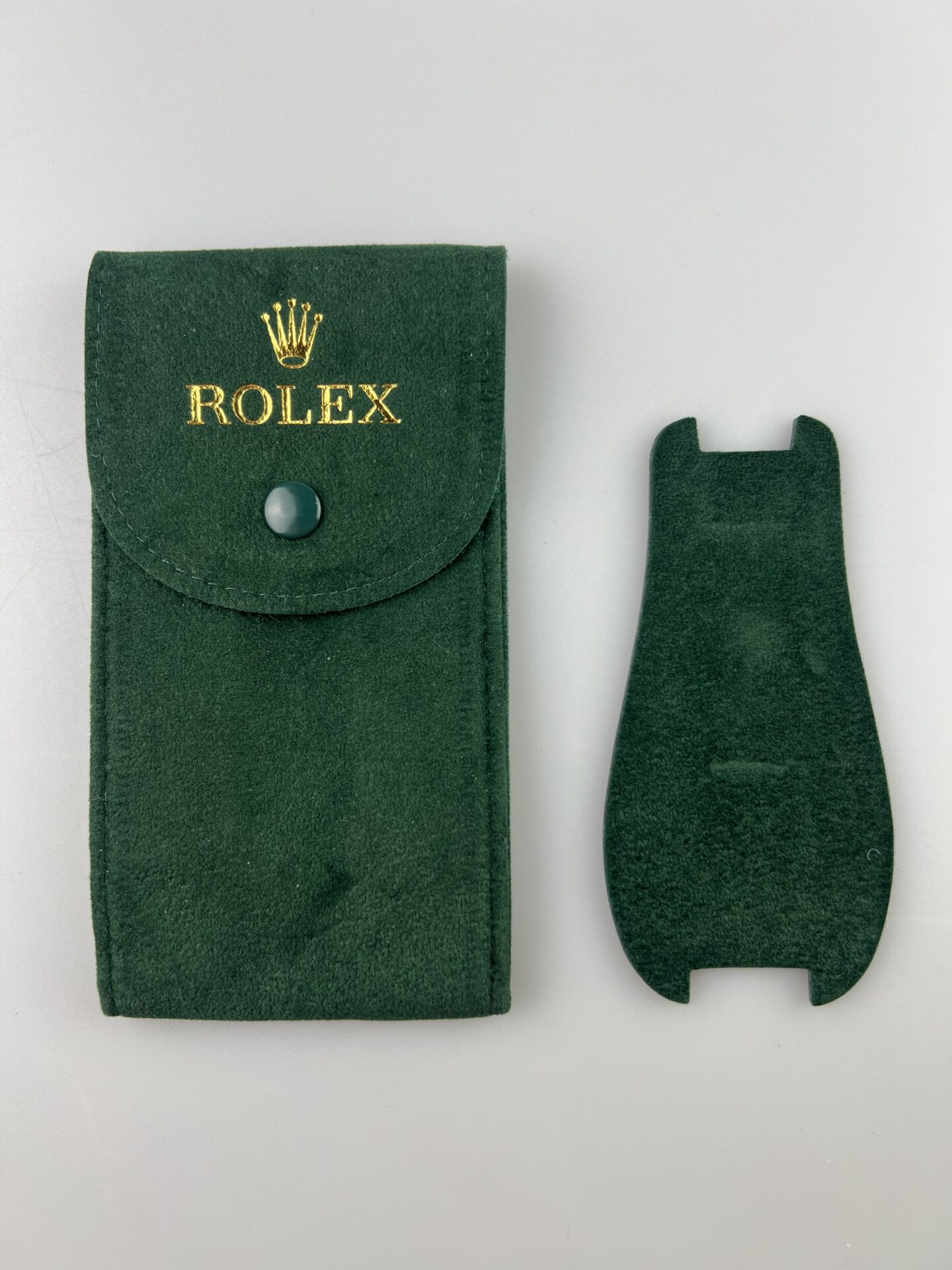 Original Rolex travel pouch included as a gift