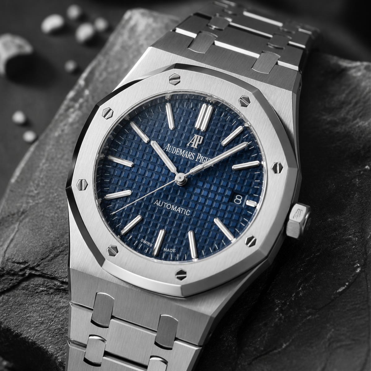 Audemars Piguet Royal Oak Selfwinding 34 77450ST — Silver-toned Grande Tapisserie