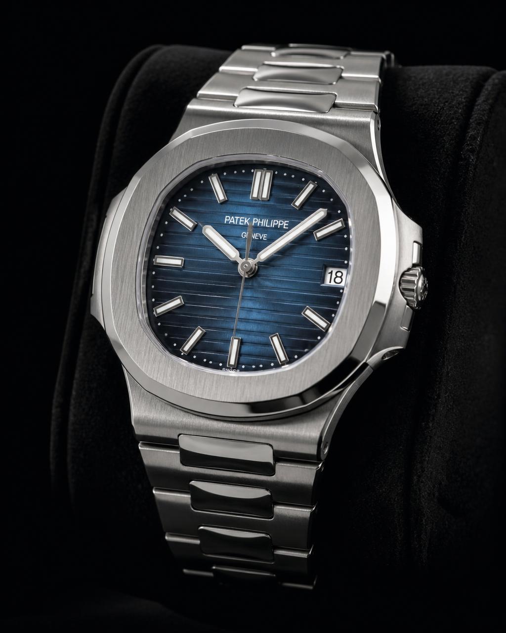 Patek Philippe Nautilus 5711/1A-010 — Blue with horizontal embossed pattern
